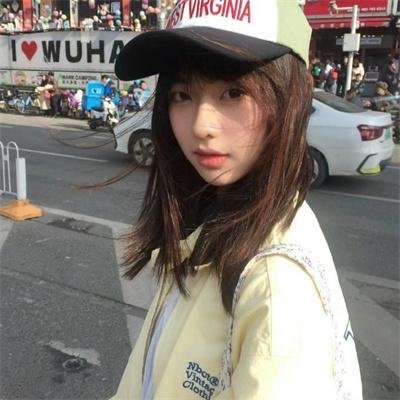 女人在家